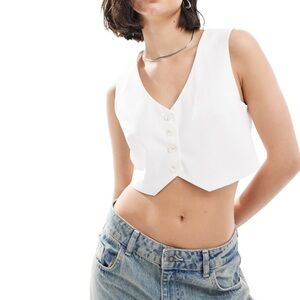 Bershka tailored cropped vest in white [Size: Small]